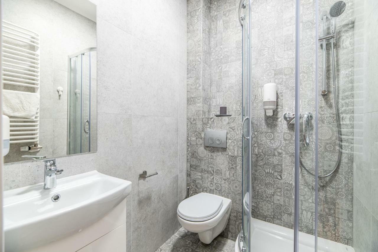 Lubomirskiego 23 Residence - Great Location, 10 Min To Main Square By Foot, Right Next To Main Rail And Bus Station Красков Екстериор снимка