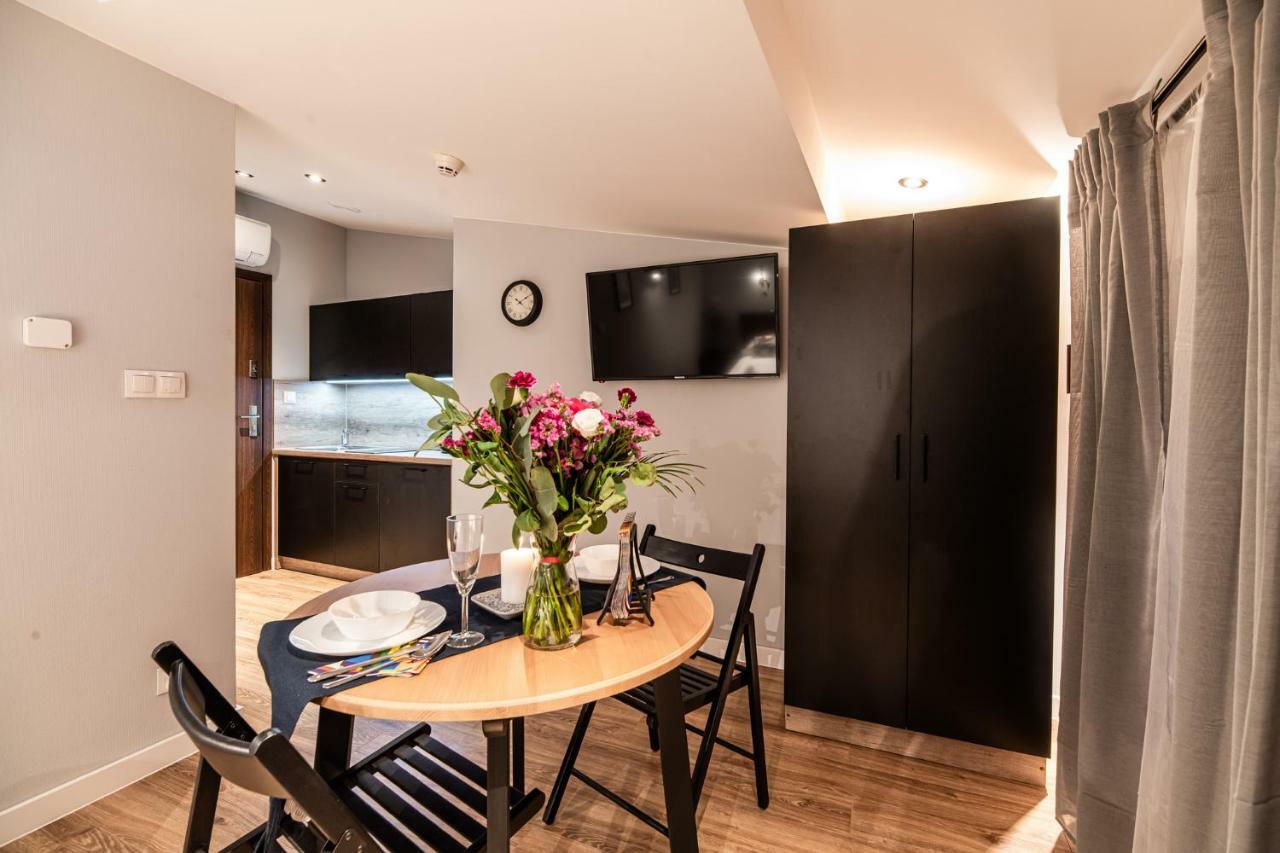 Lubomirskiego 23 Residence - Great Location, 10 Min To Main Square By Foot, Right Next To Main Rail And Bus Station Красков Екстериор снимка