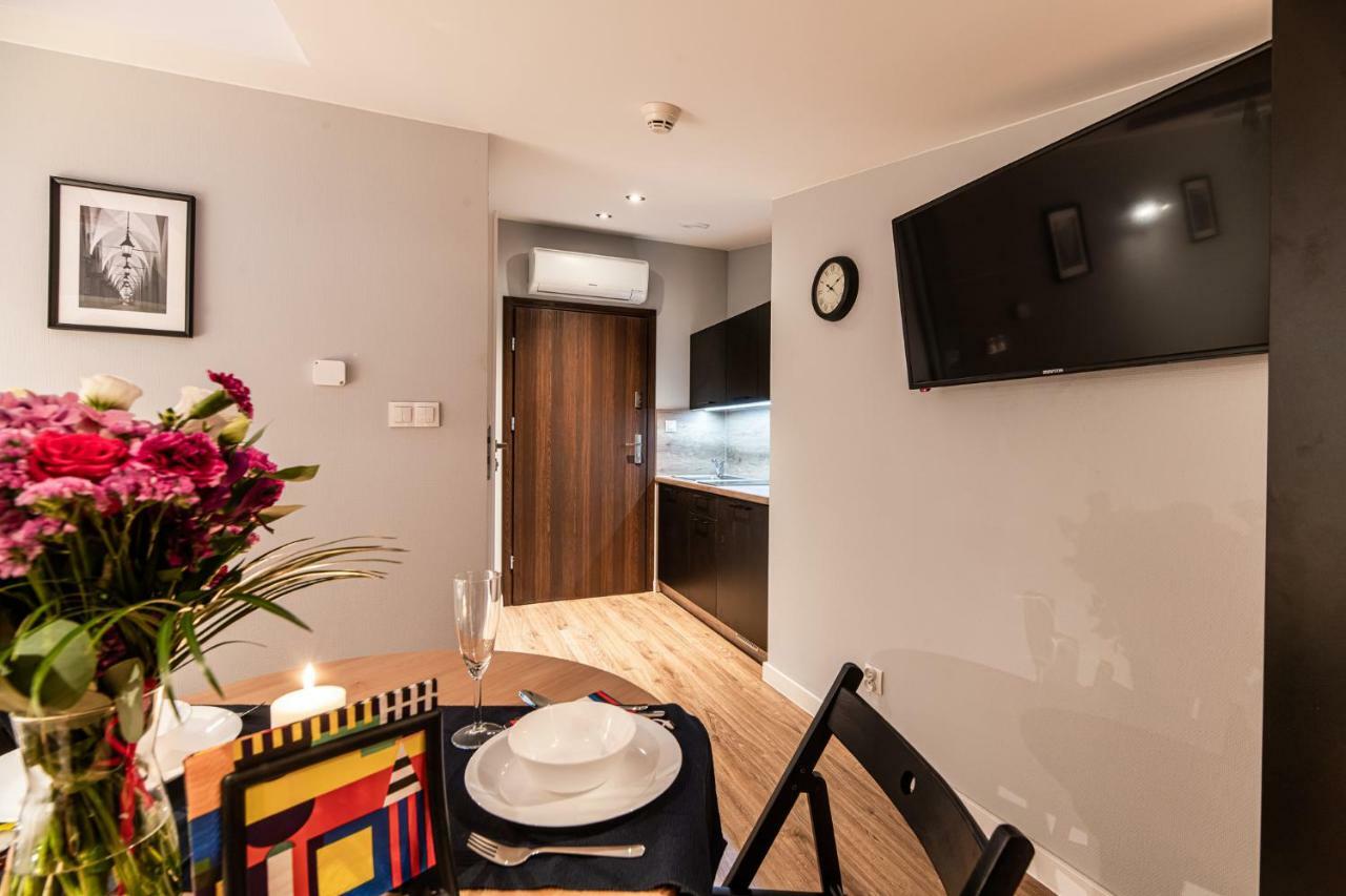 Lubomirskiego 23 Residence - Great Location, 10 Min To Main Square By Foot, Right Next To Main Rail And Bus Station Красков Екстериор снимка