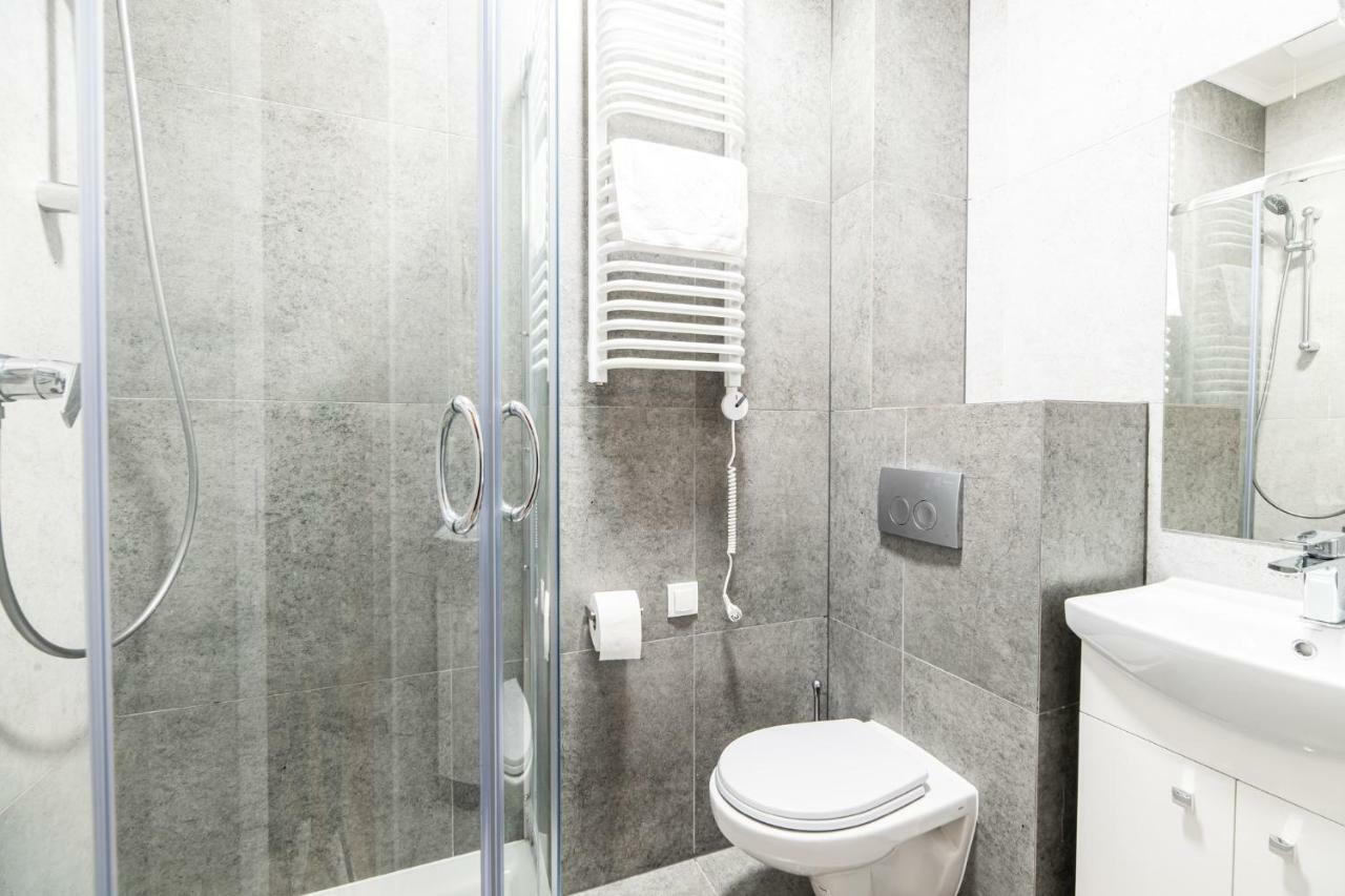 Lubomirskiego 23 Residence - Great Location, 10 Min To Main Square By Foot, Right Next To Main Rail And Bus Station Красков Екстериор снимка